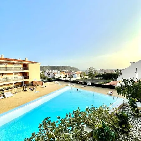 Seres - Relaxing With Pool *