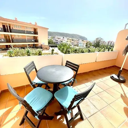 Seres - Relaxing With Pool Apartment *