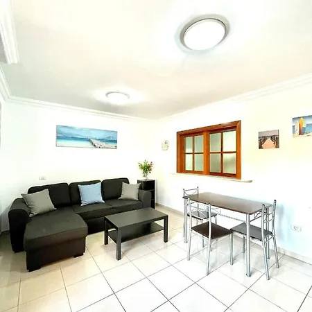 Seres - Relaxing With Pool Apartment *
