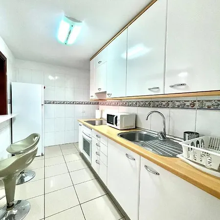 Seres - Relaxing With Pool