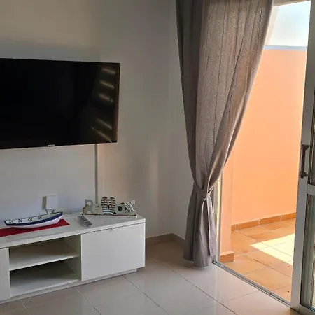 Seres - Relaxing With Pool