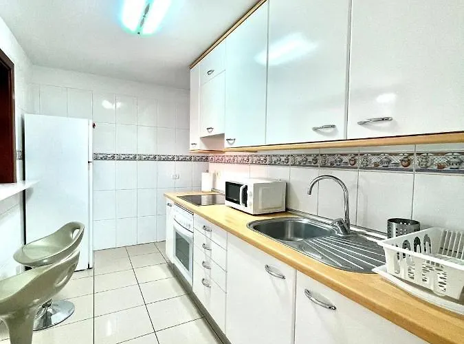 Seres - Relaxing With Pool